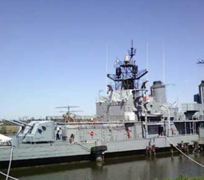 USS ORLECK (DD-886)
